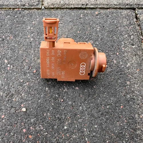 Датчик якості повітря та температури салону 4H0907658