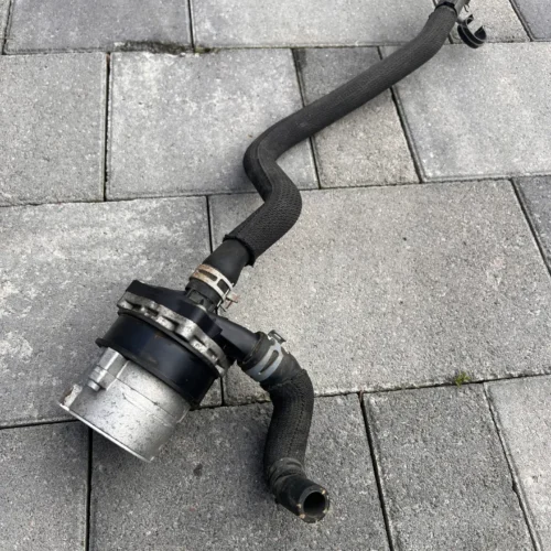 Додатковий (auxiliary) водяний насос охолодження акумуляторної батареї 4KE965567C