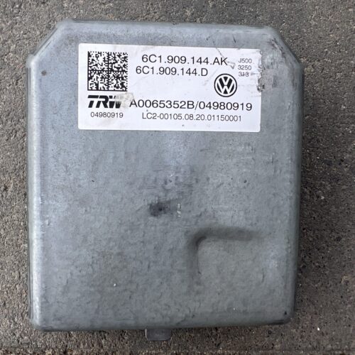 Електронний блок управління електропідсилювача керма 6C1909144AK